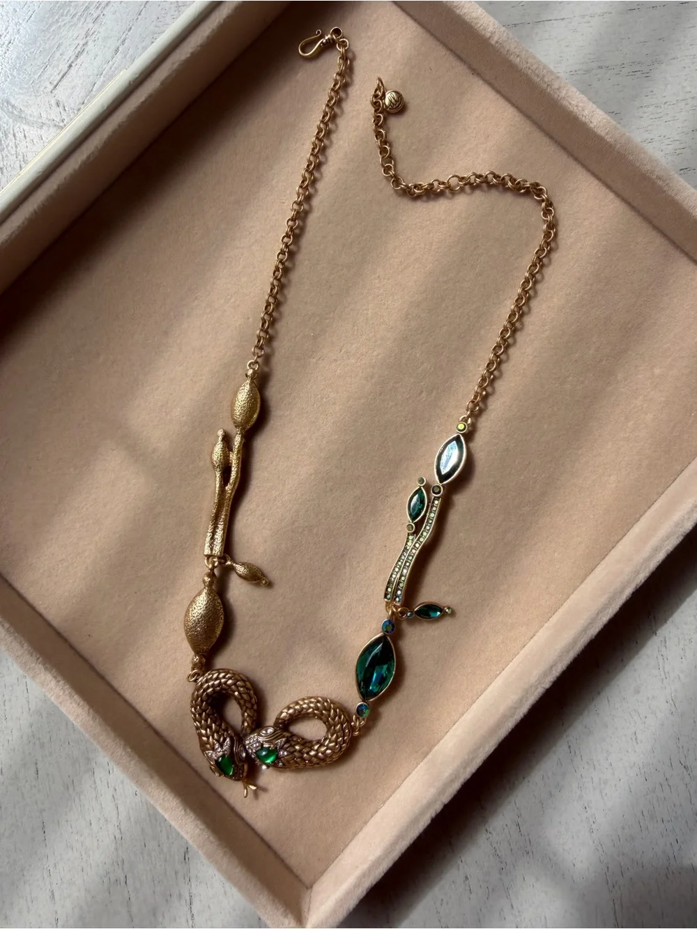 Gold-Tone vintage Snake Necklace with Emerald Green Stones